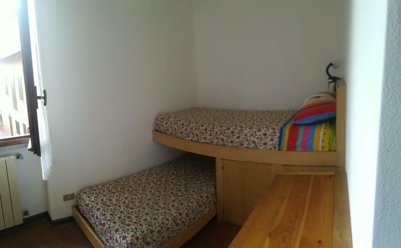 Holiday House Camillina Salò Eksteriør bilde